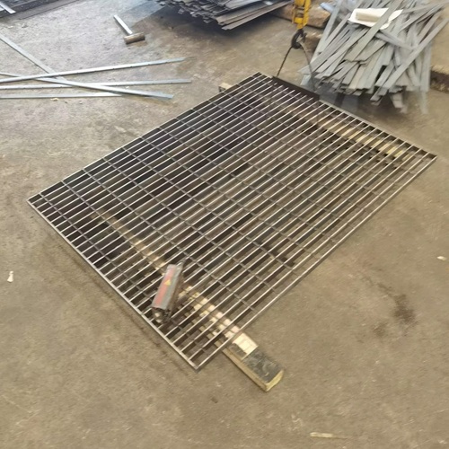 鋼格板在音樂節(jié)舞臺搭建中的表現(xiàn)