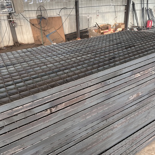 鋼格柵板如何適配新型城市基建需求